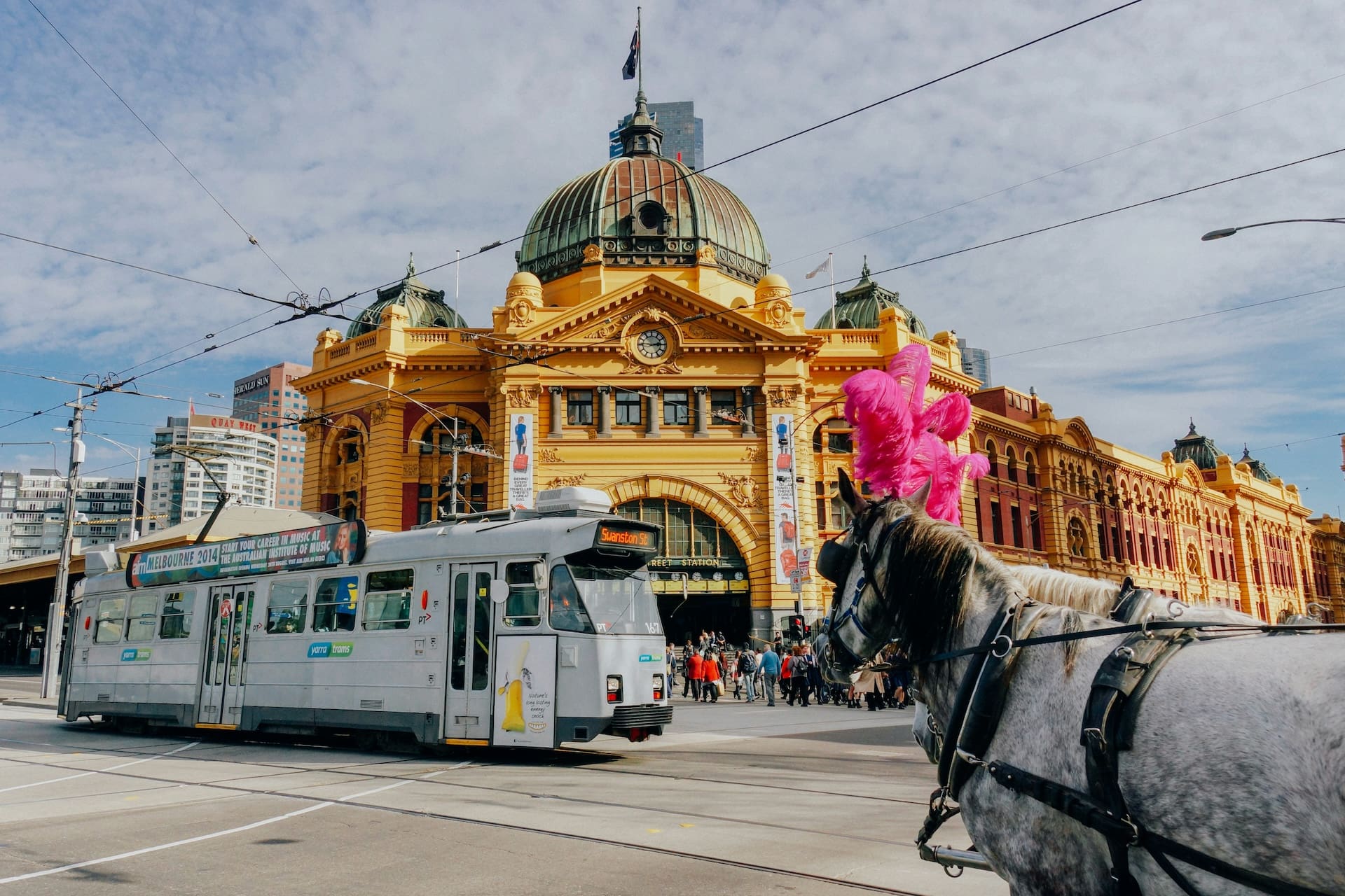 melbourne-flinders-st-stock-image Melbourne Flinders Street Station